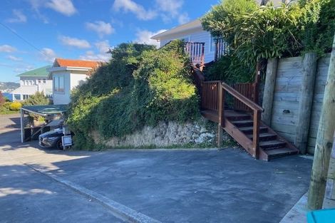 Photo of property in 43 Homebush Road, Khandallah, Wellington, 6035