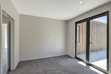 Photo of property in 16 Kinross Lane, Jacks Point, Queenstown, 9371