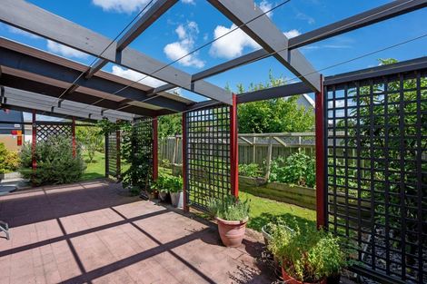 Photo of property in 15 Haumoana Street, Koutu, Rotorua, 3010