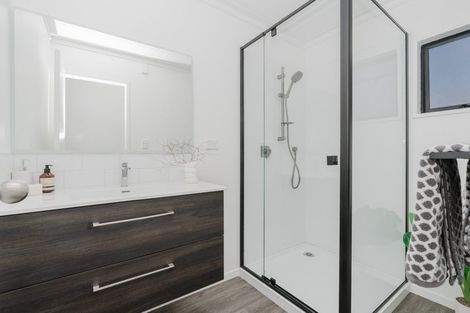 Photo of property in 8 Bruton Place, Nawton, Hamilton, 3200