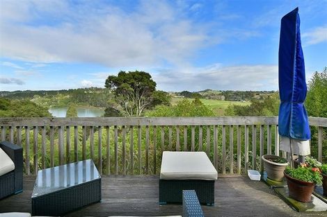 Photo of property in 20c Poplar Road, Stanmore Bay, Whangaparaoa, 0932