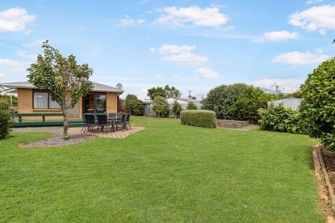 Photo of property in 1 Albert Street, Hawera, 4610