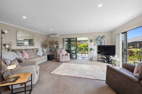 Photo of property in 27 Coby Sydney Drive, Bell Block, New Plymouth, 4312