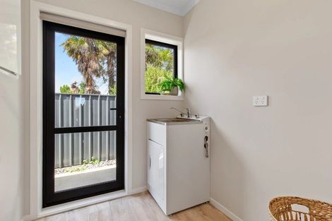 Photo of property in 39 Strathmore Avenue, Levin, 5510
