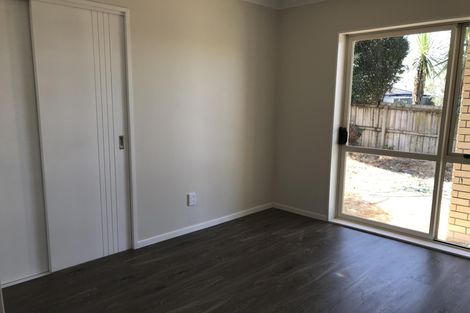 Photo of property in 3 Taatahi Street, Weymouth, Auckland, 2103