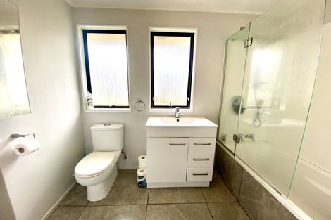 Photo of property in 5 Crystal Place, Pukehangi, Rotorua, 3015