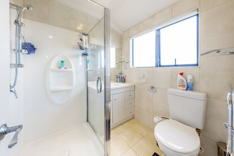 Photo of property in 9 Goh Place, Manurewa, Auckland, 2105