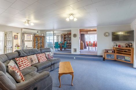 Photo of property in 11b Holyrood Terrace, Waipukurau, 4200