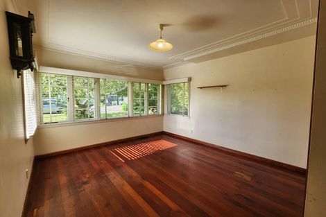 Photo of property in 41 Queensway, Three Kings, Auckland, 1024