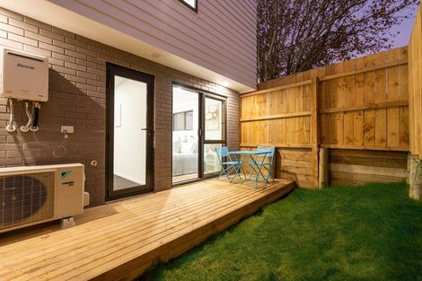 Photo of property in 21f Laura Street, Kelston, Auckland, 0602