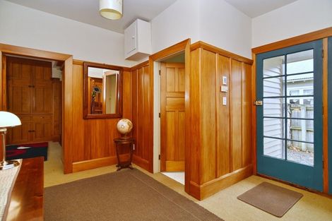 Photo of property in 100 Edward Avenue, Edgeware, Christchurch, 8013