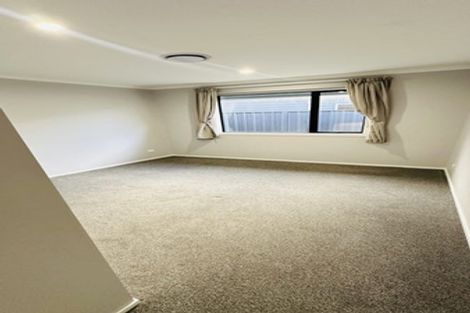 Photo of property in 19 Dinneen Close, Frimley, Hastings, 4120