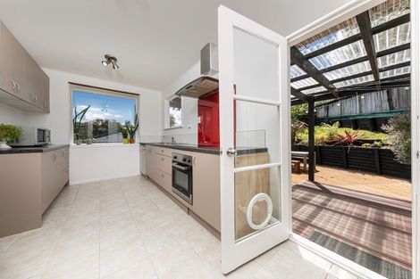Photo of property in 81 Rangeview Road, Sunnyvale, Auckland, 0612