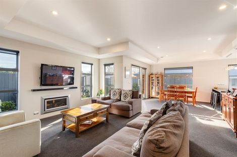 Photo of property in 11 Catkins Lane, Mairehau, Christchurch, 8052