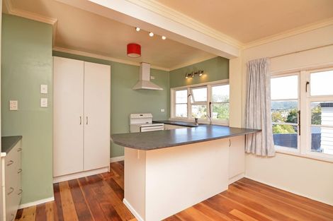 Photo of property in 113 Orangi Kaupapa Road, Northland, Wellington, 6012