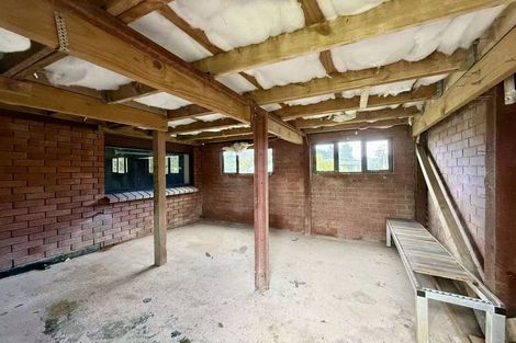Photo of property in 33 Lagoon Way, West Harbour, Auckland, 0618