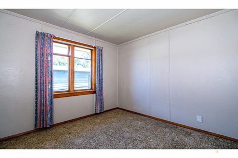 Photo of property in 6 Parsonage Road, Waimate, 7924