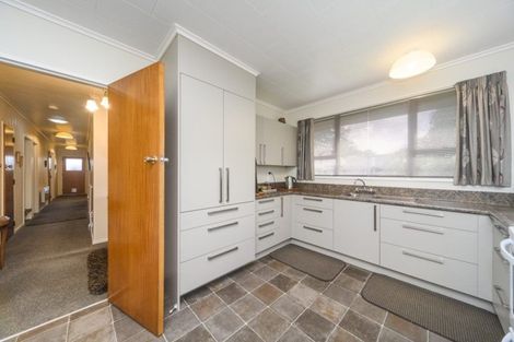Photo of property in 15 Wallace Place, Hokowhitu, Palmerston North, 4410