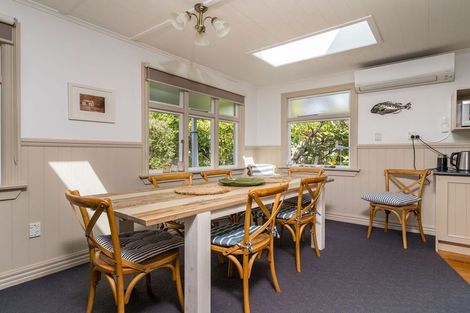 Photo of property in 33 Mihiwaka Road, Long Beach, Port Chalmers, 9081