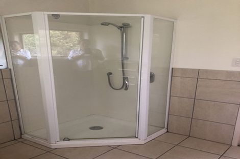 Photo of property in 3 Tinopai Road, Titirangi, Auckland, 0604