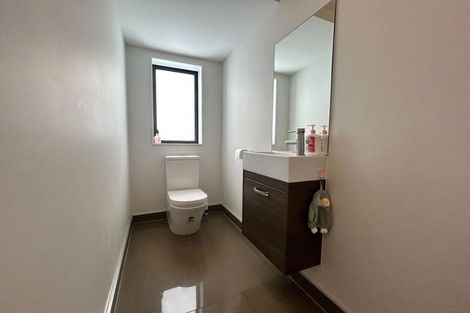 Photo of property in 10 Irongate Avenue, Ranui, Auckland, 0612