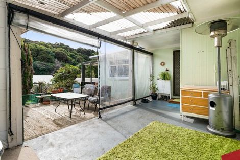 Photo of property in 62 Hampden Street, Picton, 7220