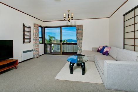 Photo of property in 2/25 Toroa Street, Torbay, Auckland, 0630