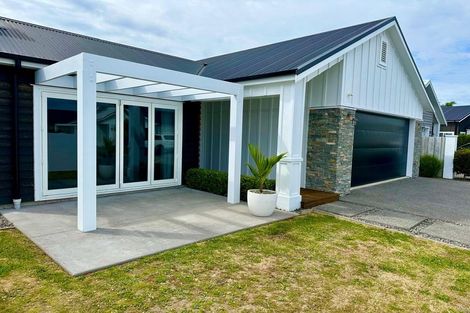 Photo of property in 12 Astelia Lane, Papamoa Beach, Papamoa, 3118