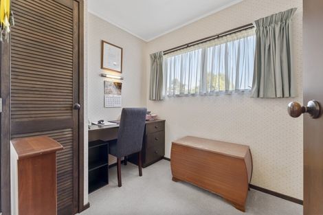 Photo of property in 20 Fairfax Terrace, Frankleigh Park, New Plymouth, 4310