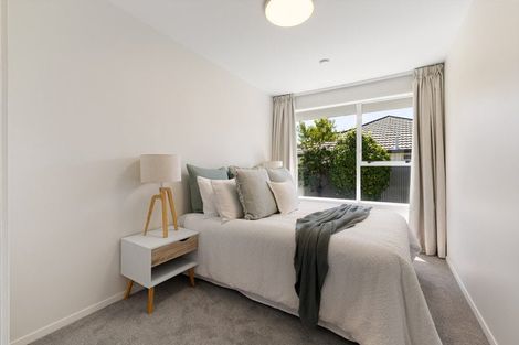 Photo of property in 18 Sawtell Place, Northcote, Christchurch, 8052