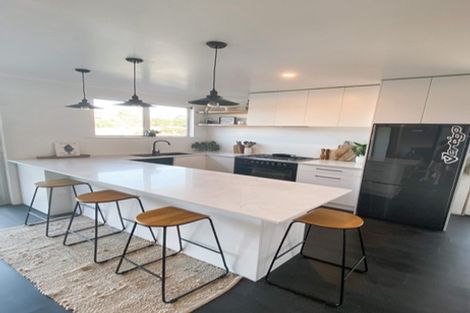 Photo of property in 10 Lydford Place, Spotswood, New Plymouth, 4310