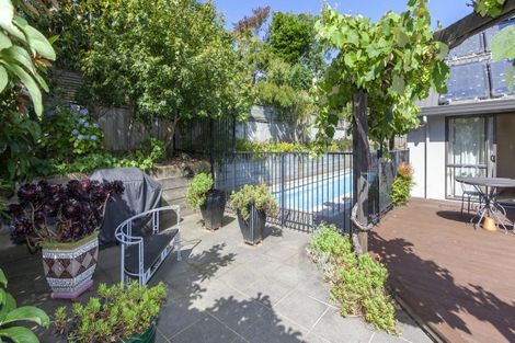 Photo of property in 2 Pukatea Close, Raumati Beach, Paraparaumu, 5032