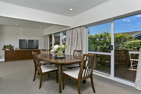 Photo of property in 2/43 Northumberland Avenue, Belmont, Auckland, 0622