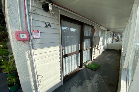 Photo of property in 327 Adelaide Road, Newtown, Wellington, 6021