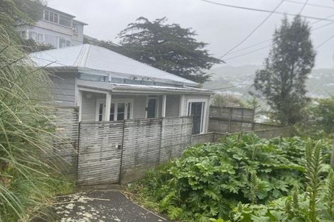 Photo of property in 3 Taft Street, Brooklyn, Wellington, 6021