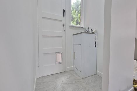 Photo of property in 4 Melrose Road East, Hillsborough, Auckland, 1042