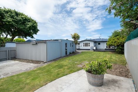 Photo of property in 11 Lipscombe Crescent, Havelock North, 4130
