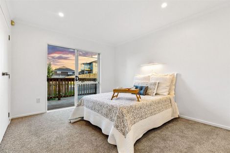 Photo of property in 34 Taioma Crescent, Te Atatu Peninsula, Auckland, 0610