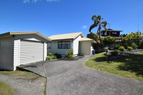 Photo of property in 3 Chardon Place, Henderson, Auckland, 0612