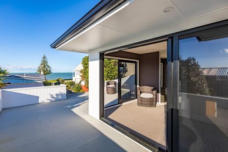 Photo of property in 1/48 The Esplanade, Westshore, Napier, 4110