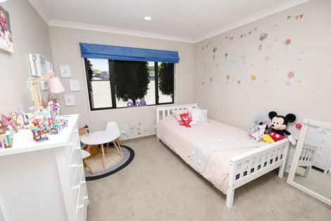 Photo of property in 9 Pinotage Drive, Greenmeadows, Napier, 4112