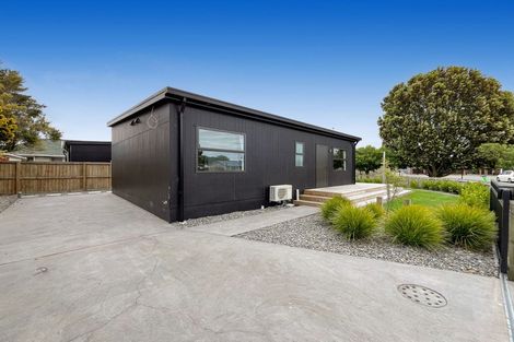 Photo of property in 2 Kearneys Road, Linwood, Christchurch, 8062