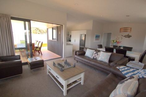 Photo of property in 15 Coprosma Close, Papamoa Beach, Papamoa, 3118