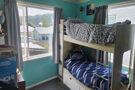 Photo of property in 35 Hawkins Street, Waiwhetu, Lower Hutt, 5010