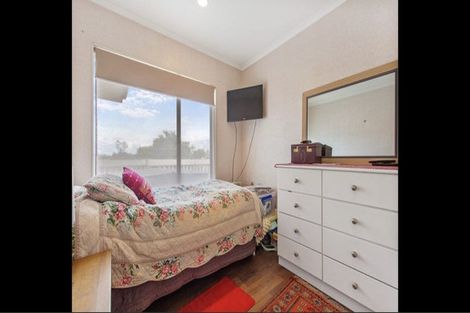 Photo of property in 1 Ashland Place, Weymouth, Auckland, 2103