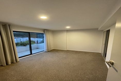 Photo of property in 2/10 Silver Moon Road, Albany Heights, Auckland, 0632