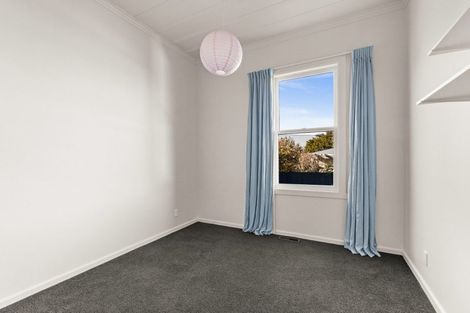 Photo of property in 27 Neeve Road, Taradale, Napier, 4112