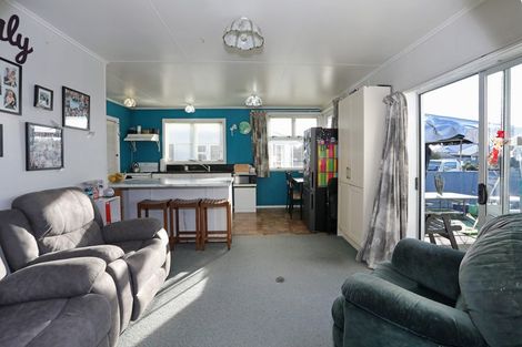 Photo of property in 17 Collins Crescent, Feilding, 4702