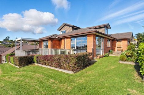 Photo of property in 13 Anchorite Way, Red Beach, 0932