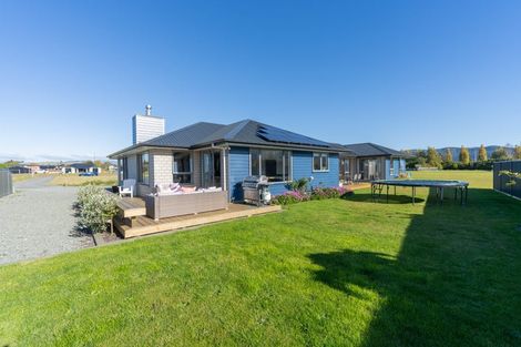 Photo of property in 11 Breaksea Street, Te Anau, 9600
